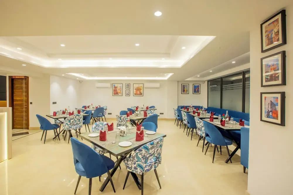 Hotel Triton Grand - photo 7