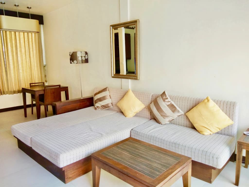 Al's Resort - photo 2