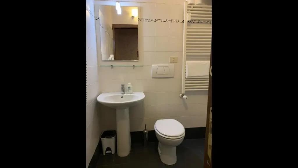3 pax Studio, Month to Month Lease, Utility Costs Included - photo 8