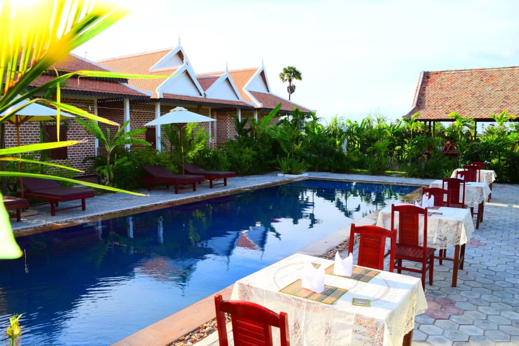 Dontrei Villa Angkor - photo 13