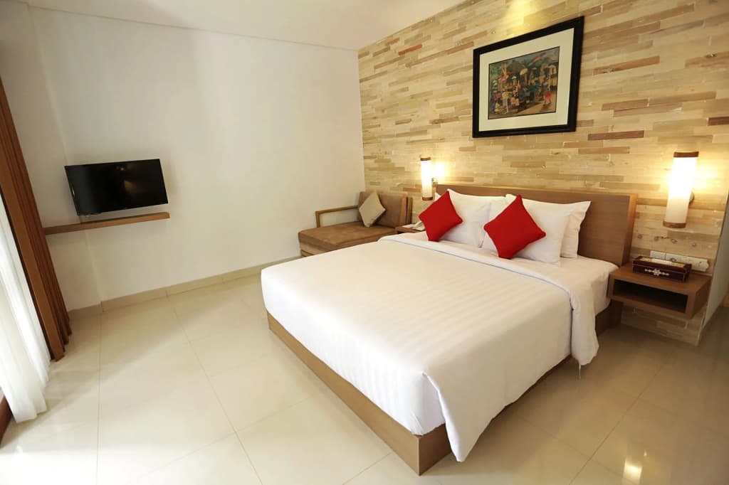 Grand La Walon Hotel - photo 7