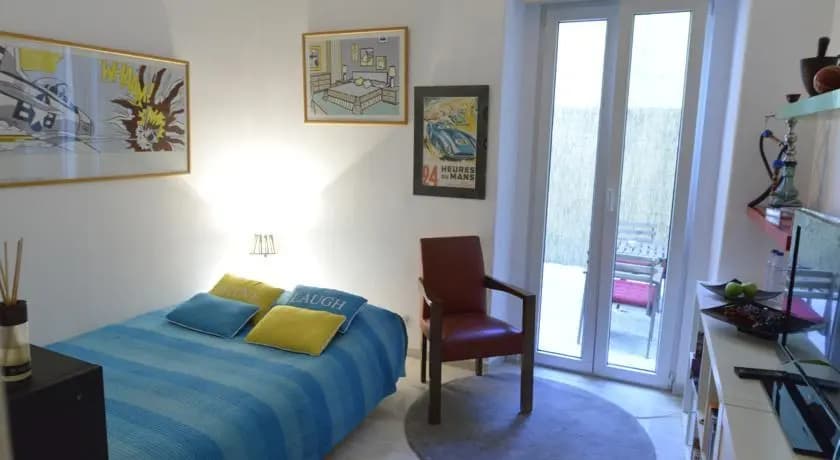 Fernandes Guest House - photo 2