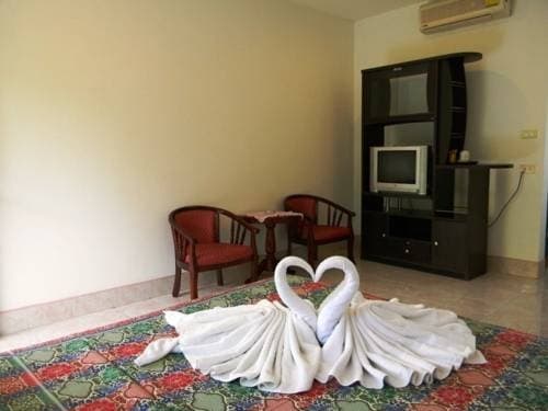 Guesthouse @ Karon - photo 2