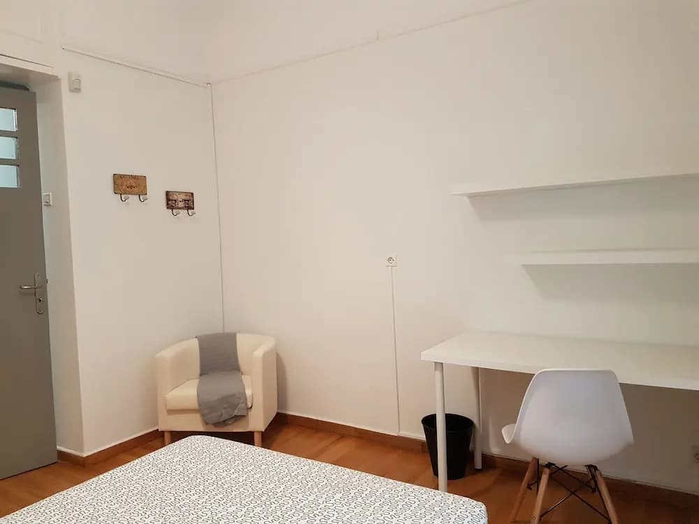 Erra - Biscuit - Athens Center,60m²,2 BD,1 BATH - photo 2