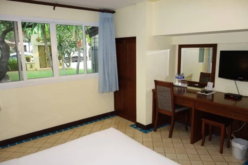 Bunthomstan Guesthouse - photo 3