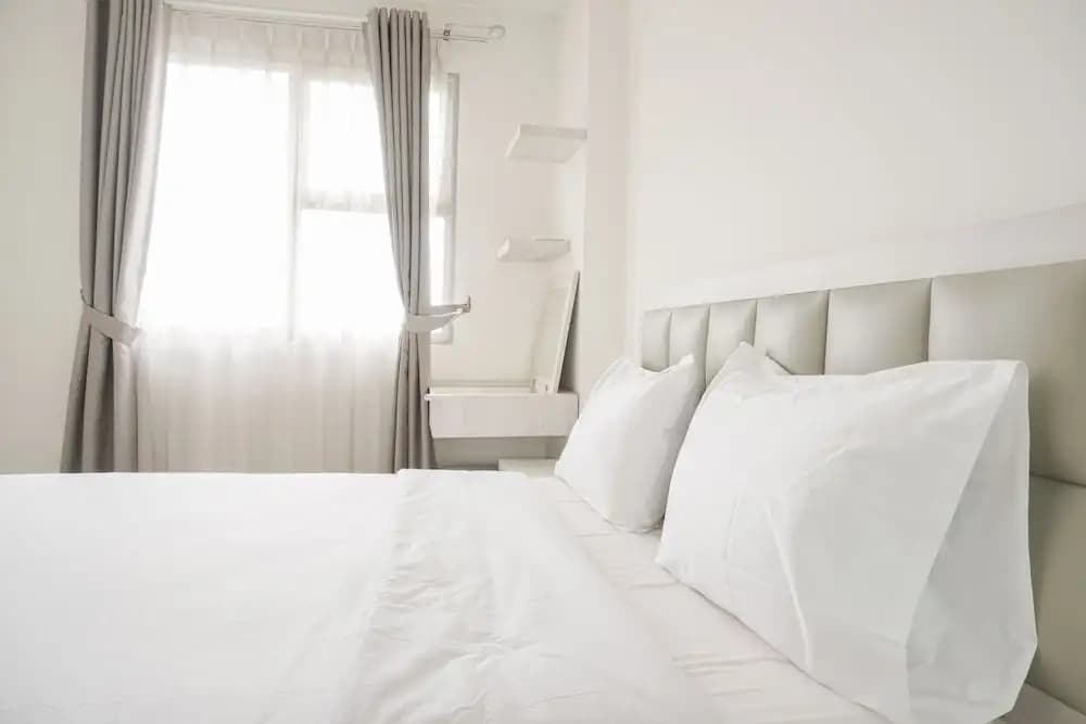 Minimalist And Homey 1Br At Belmont Residence Puri Apartment - photo 4
