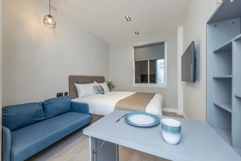Diff-Rent Living - photo 4