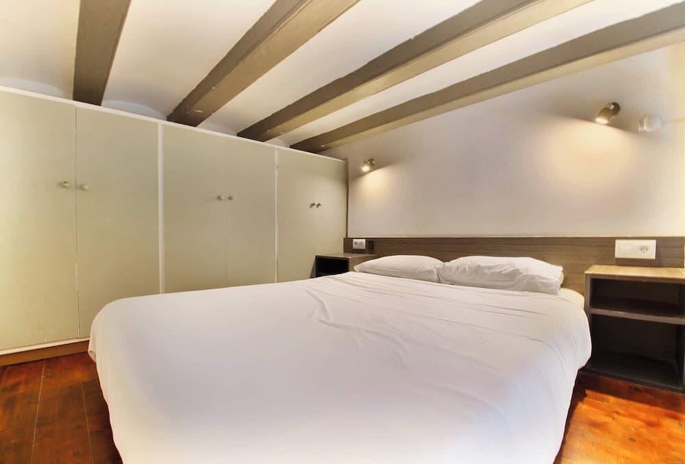 Aqua Apartment by Olala Homes - photo 2
