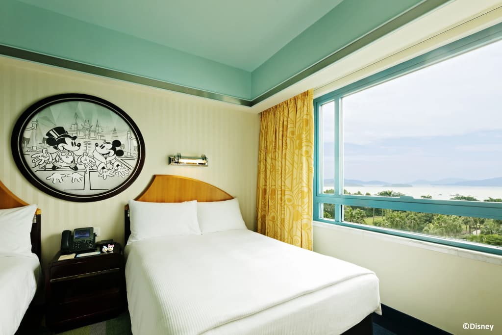Disney's Hollywood Hotel - photo 3