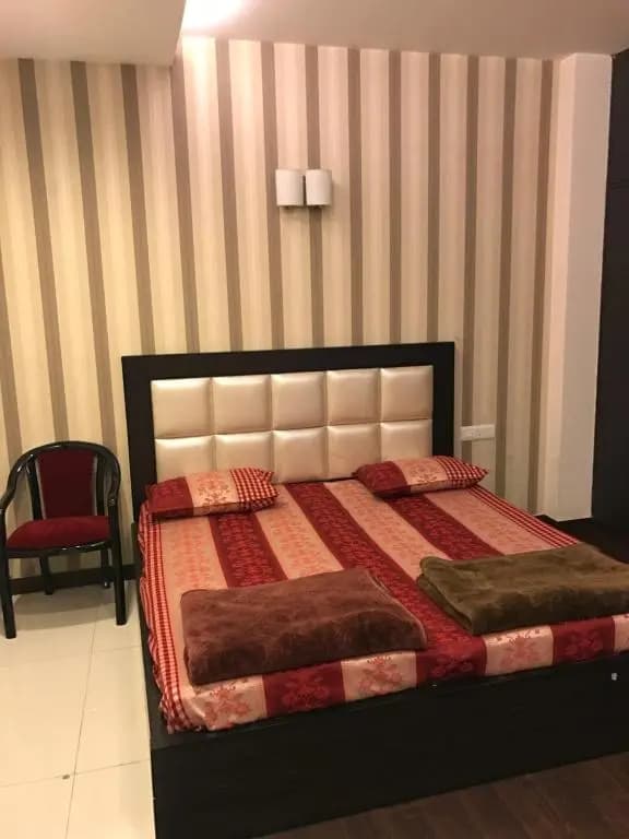Spacious 3bhk apartment! - photo 7