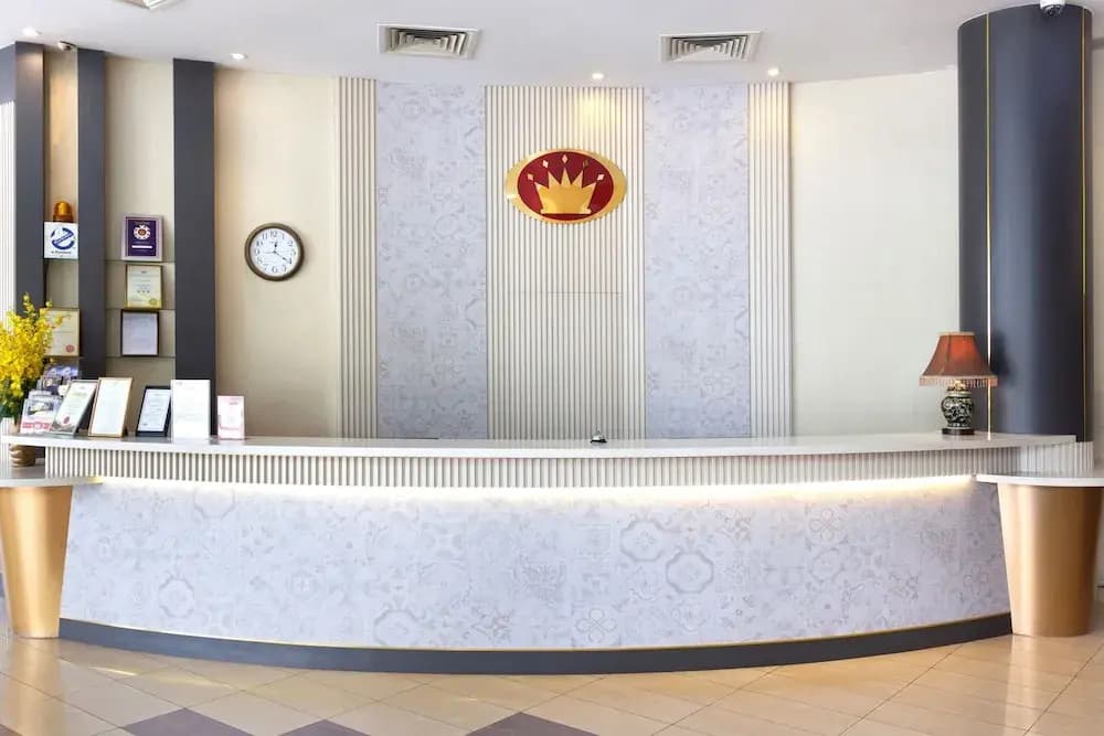 Kings Hotel - photo 23