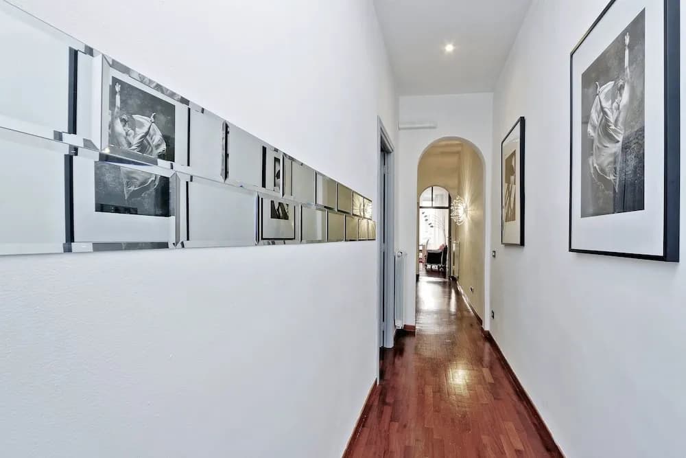 Spanish Steps Apartments - photo 9