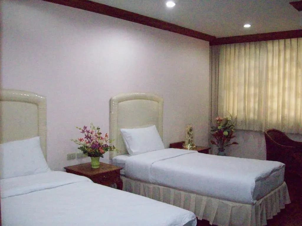 M G Mansion - photo 2