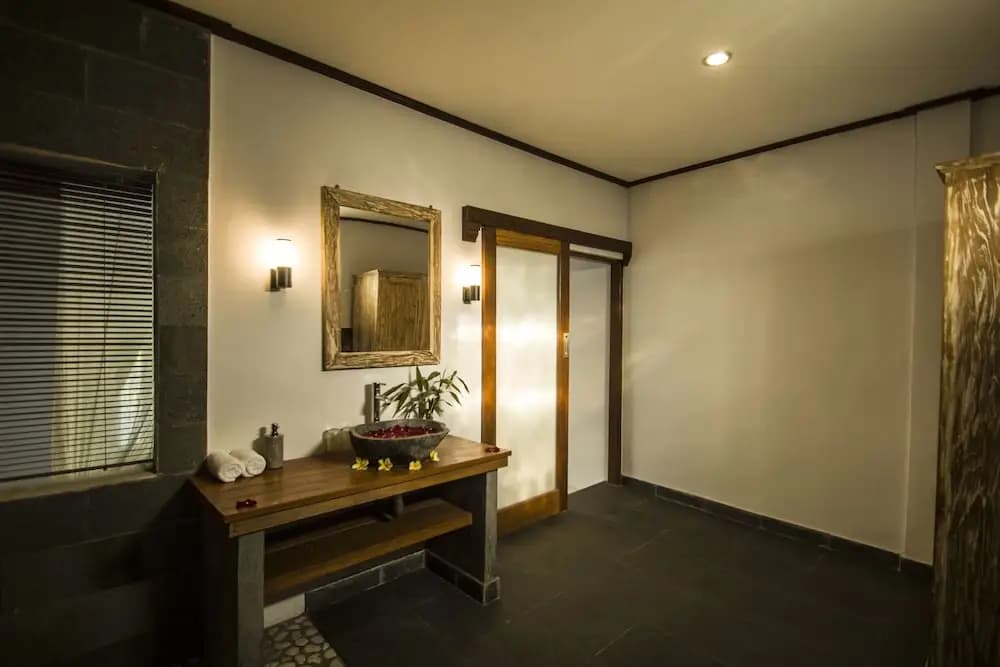 Akusara Guest House - photo 12