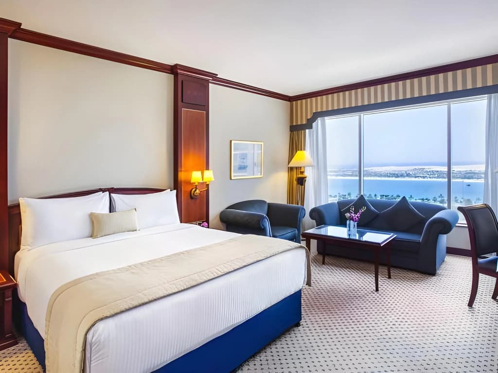 Corniche Hotel Abu Dhabi - photo 7
