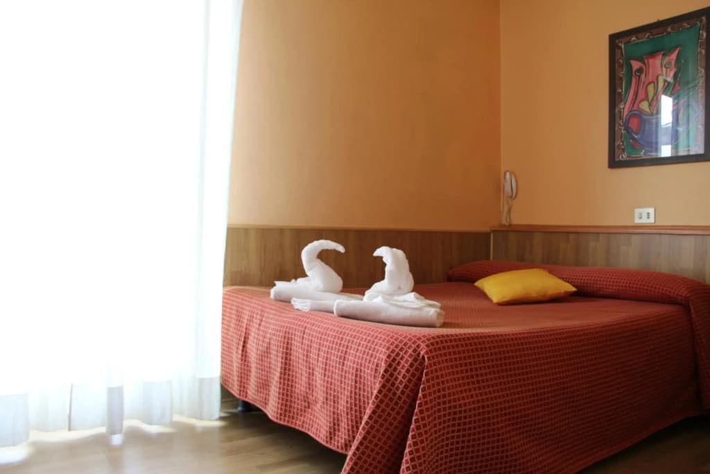 Hotel Lugano - photo 6