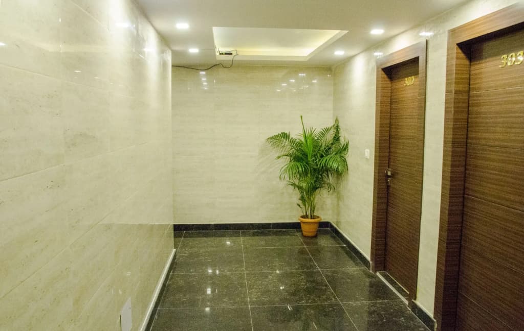 Hotel Pawan Plaza - Near BLK and Ganga Ram Hospital - Karol Bagh - photo 11