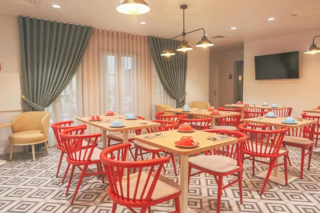 Mouraria Lisboa Hotel - photo 9
