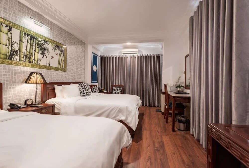 Prince II Hotel - photo 3