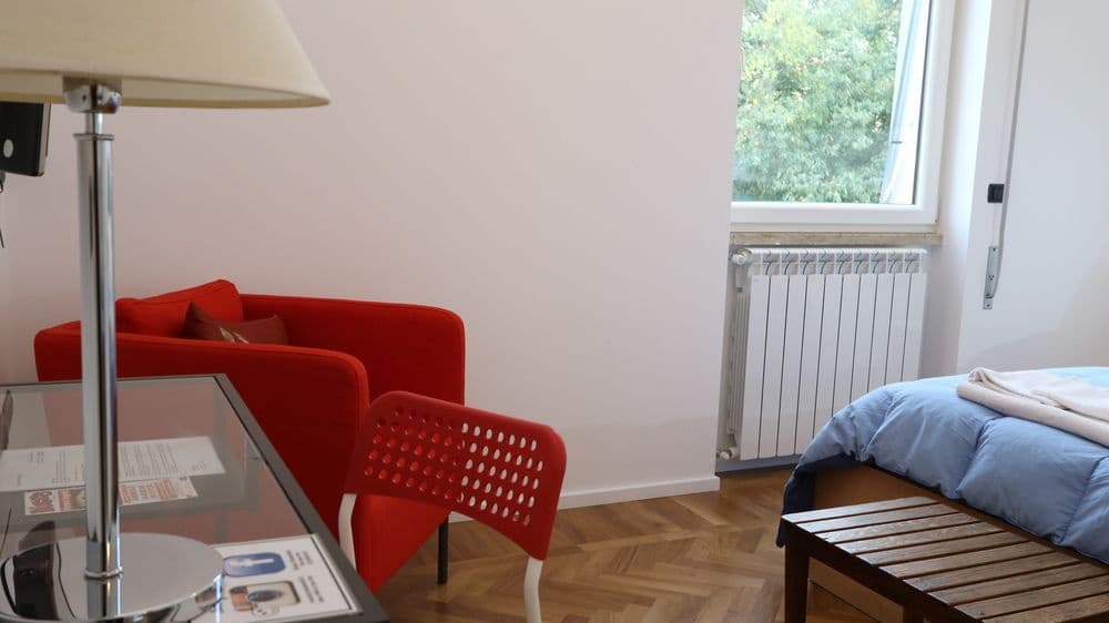 Room in Rome Isole - photo 16