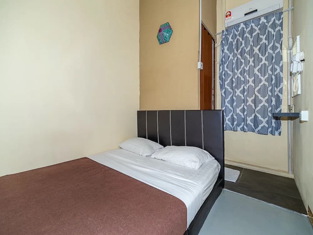 SPOT ON 90042 One Plaza Eco Hotel - photo 5
