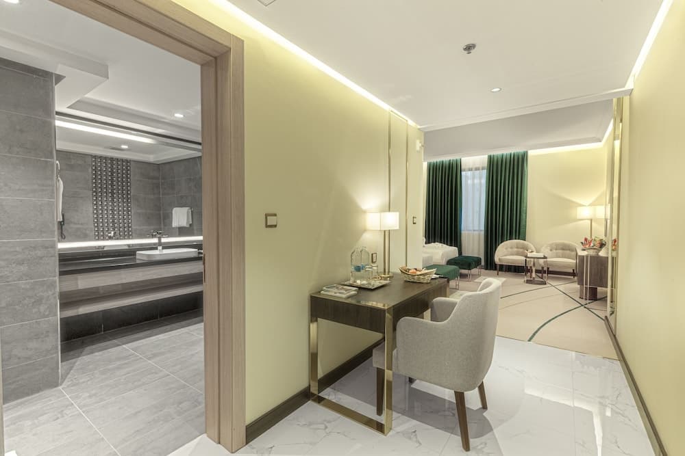 Green Park Hotel - photo 7