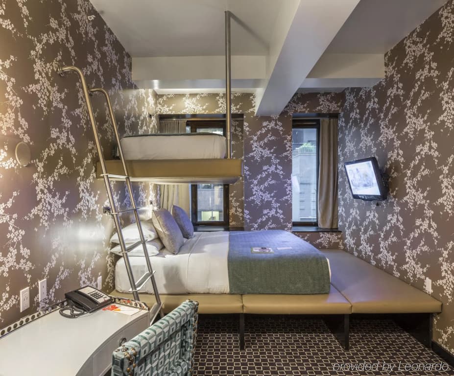 45 Times Square Hotel - photo 5