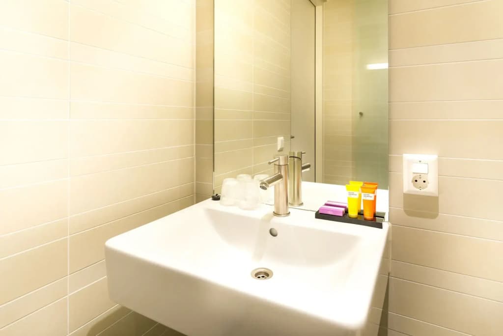 Citiez Hotel Amsterdam - photo 8