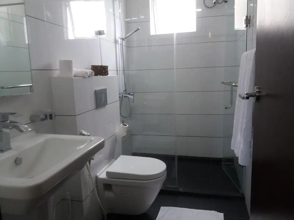Colombo Sea View Apartment - photo 6