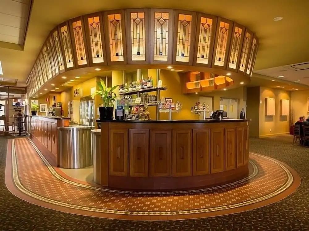 Royal Hotel Springwood - photo 2