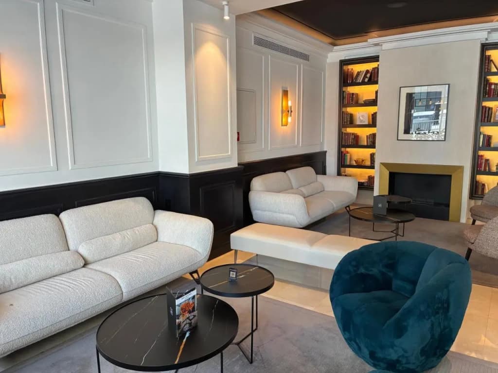 Hotel Balmoral - photo 17