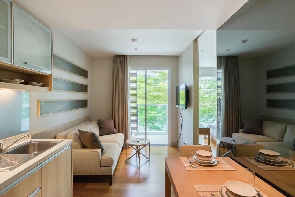 Lux Contemporary Condo By Favstay - photo 5