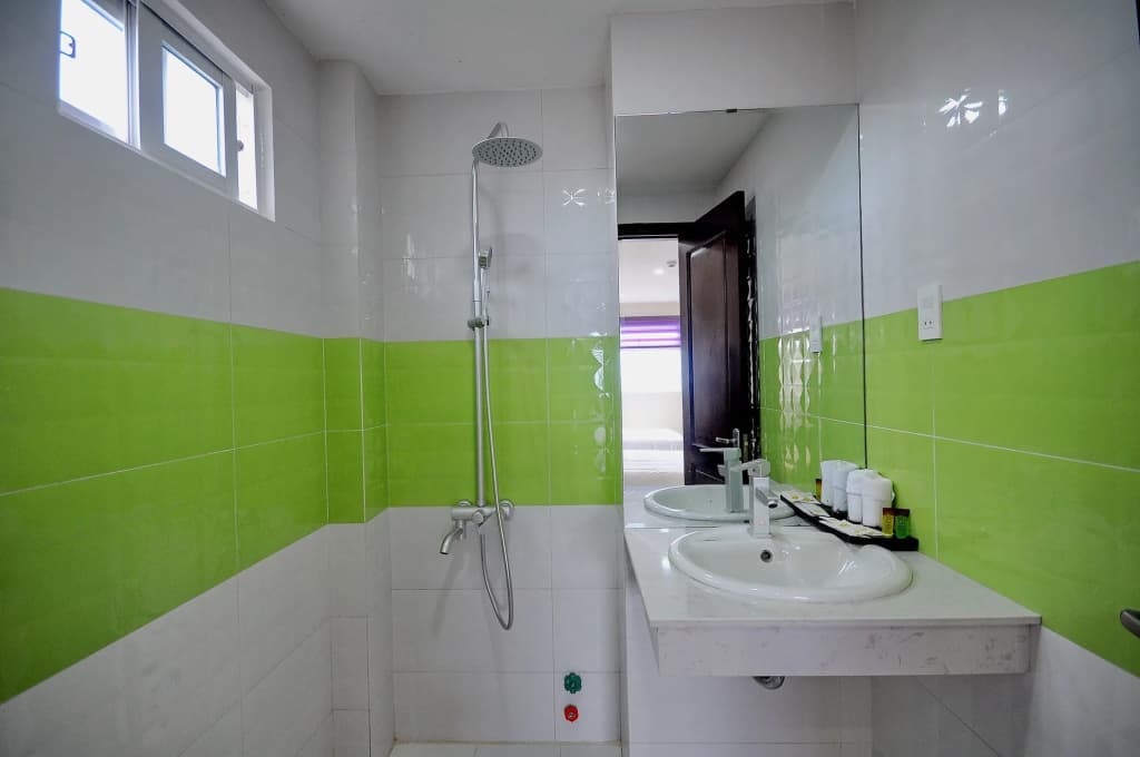 Yellow Sea Hotel - photo 9