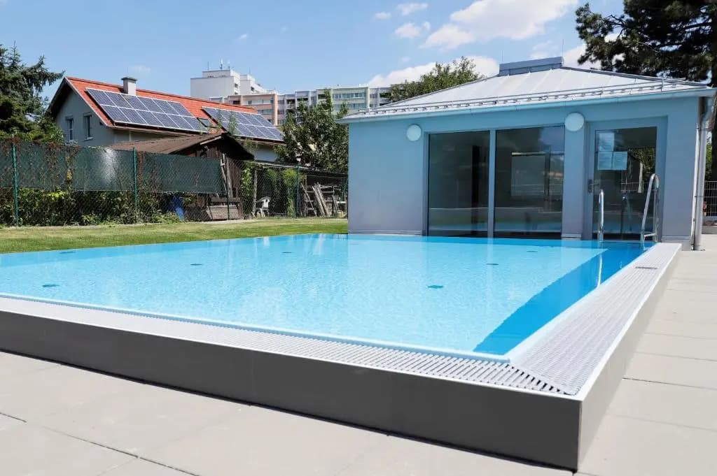 Balcony/Pool/Free Parking Garage Studio - photo 14