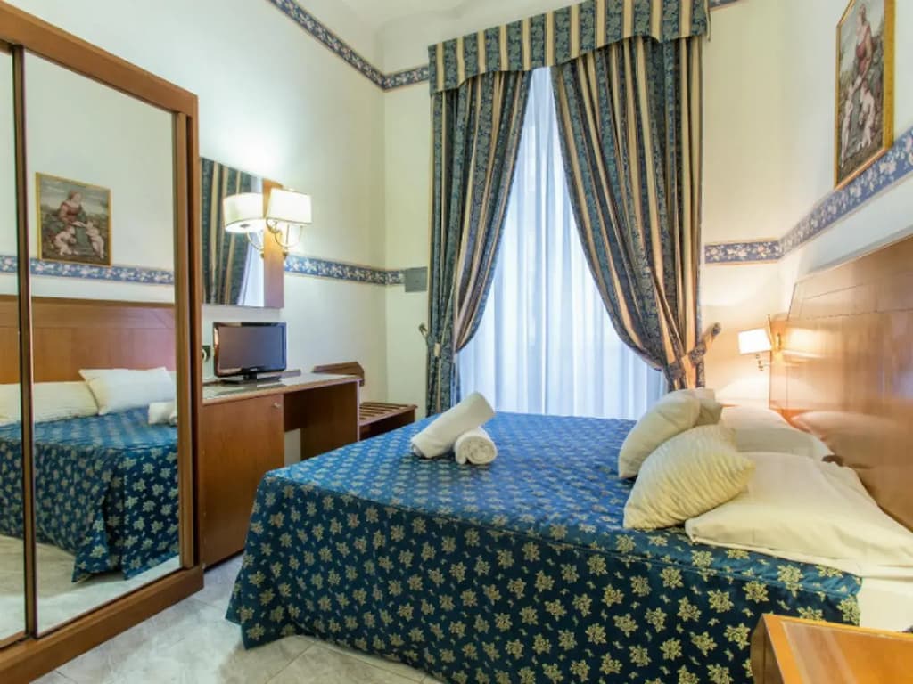 Hotel Gabriella - photo 20
