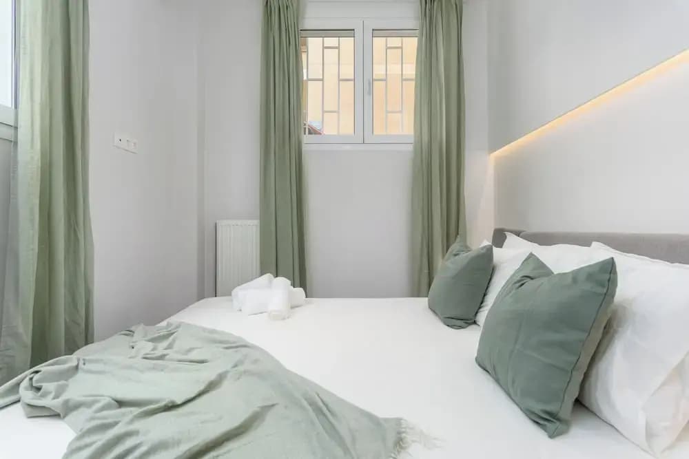 Penelope's Charming 2-BR Apt in Athens - photo 5