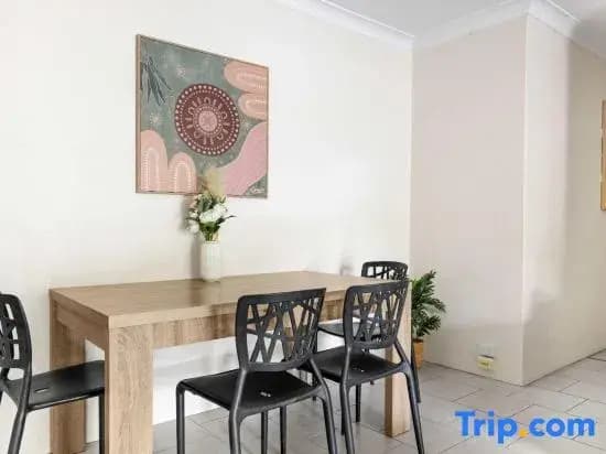 2BR Apartment – Heart of North Parramatta, Easy Train Access - photo 6
