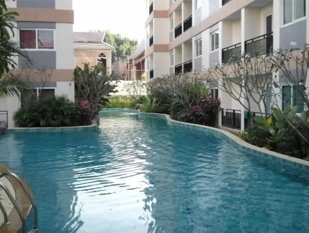 Park Lane Residence in Floor 1 Room 112 - photo 3