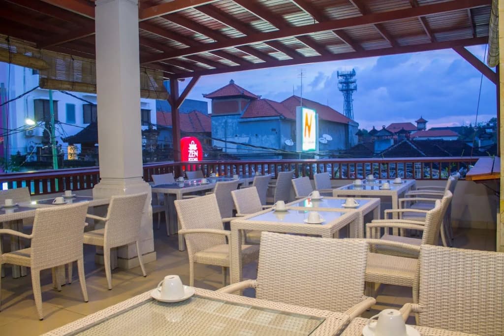 Kamini Legian Hotel - photo 24