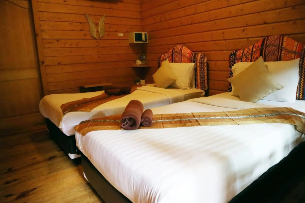 Loghome Boutique - photo 5