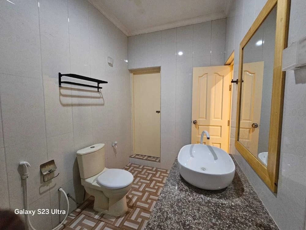 Kuri Himandhoo Inn - photo 12