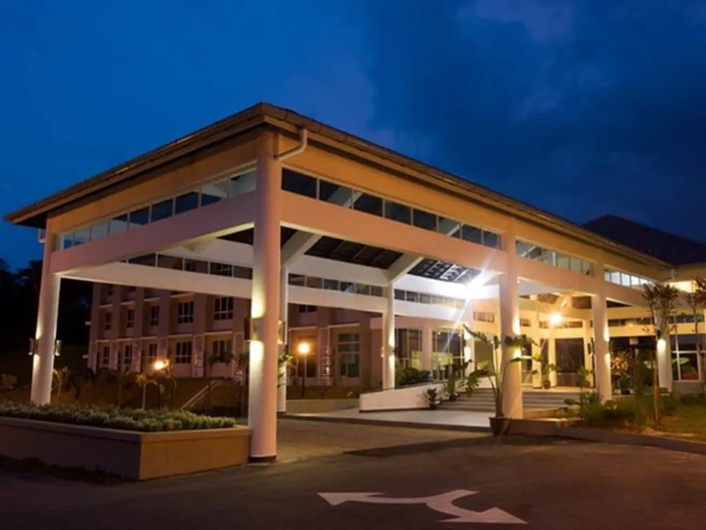Cherengin Hill Convention & Spa Resort - photo 1
