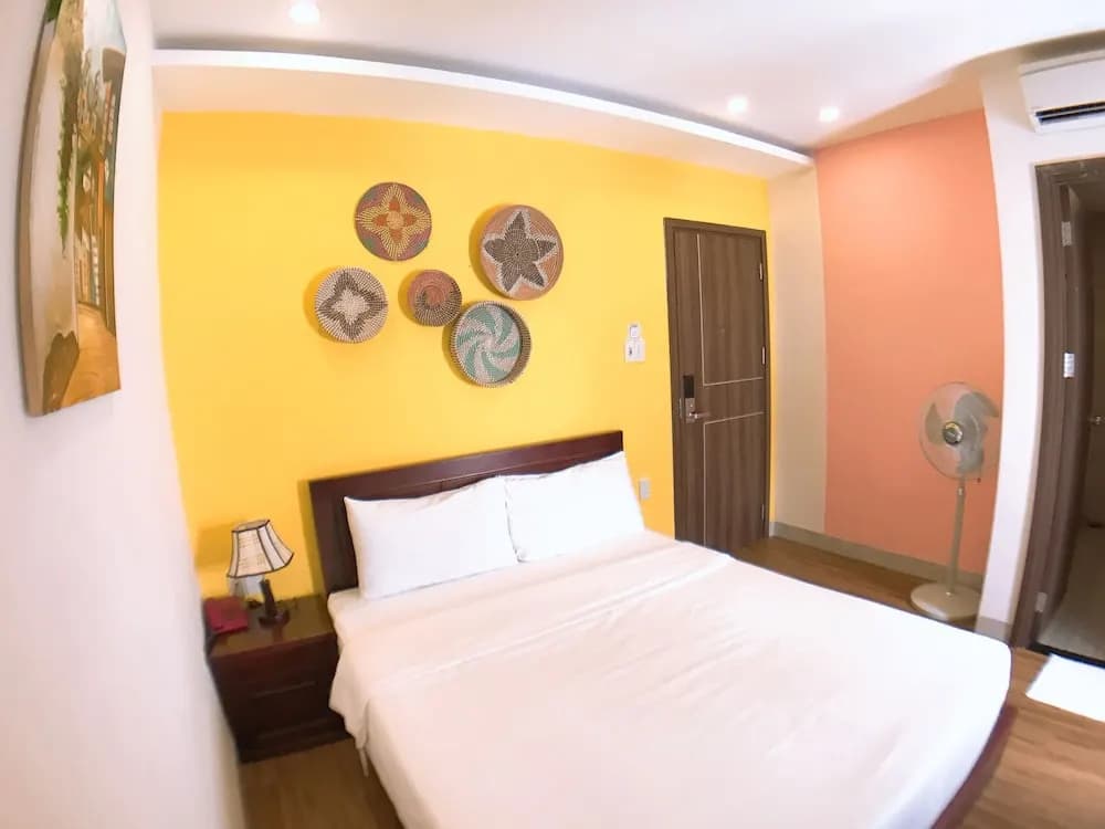 Azure Hotel Danang - photo 4