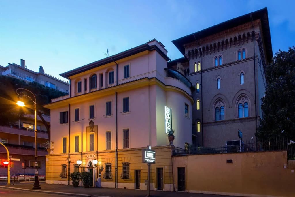 Hotel Villa Grazioli - photo 1