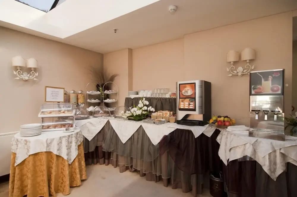 Hotel Ponte Milvio - photo 17