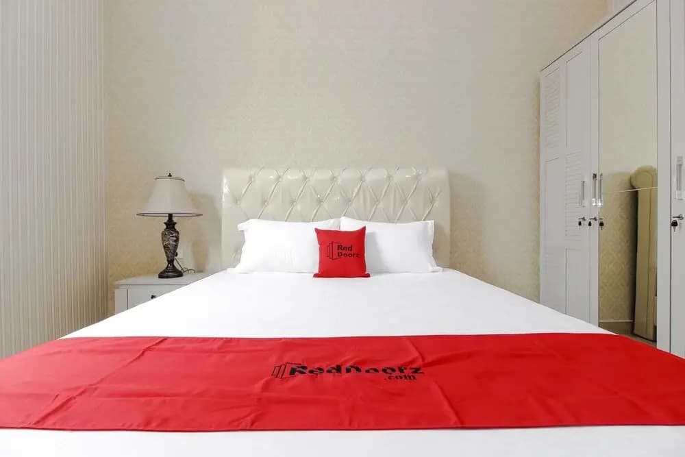 RedDoorz Plus @ Kwitang 2 - photo 6