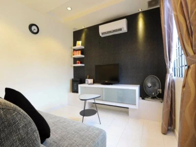 The One Vacation Home - photo 4