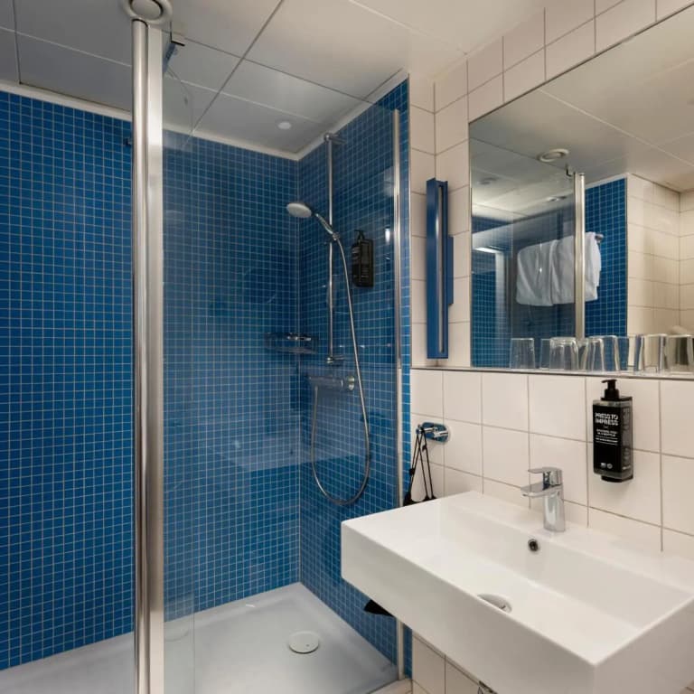 ibis Styles Berlin-Treptow - photo 33
