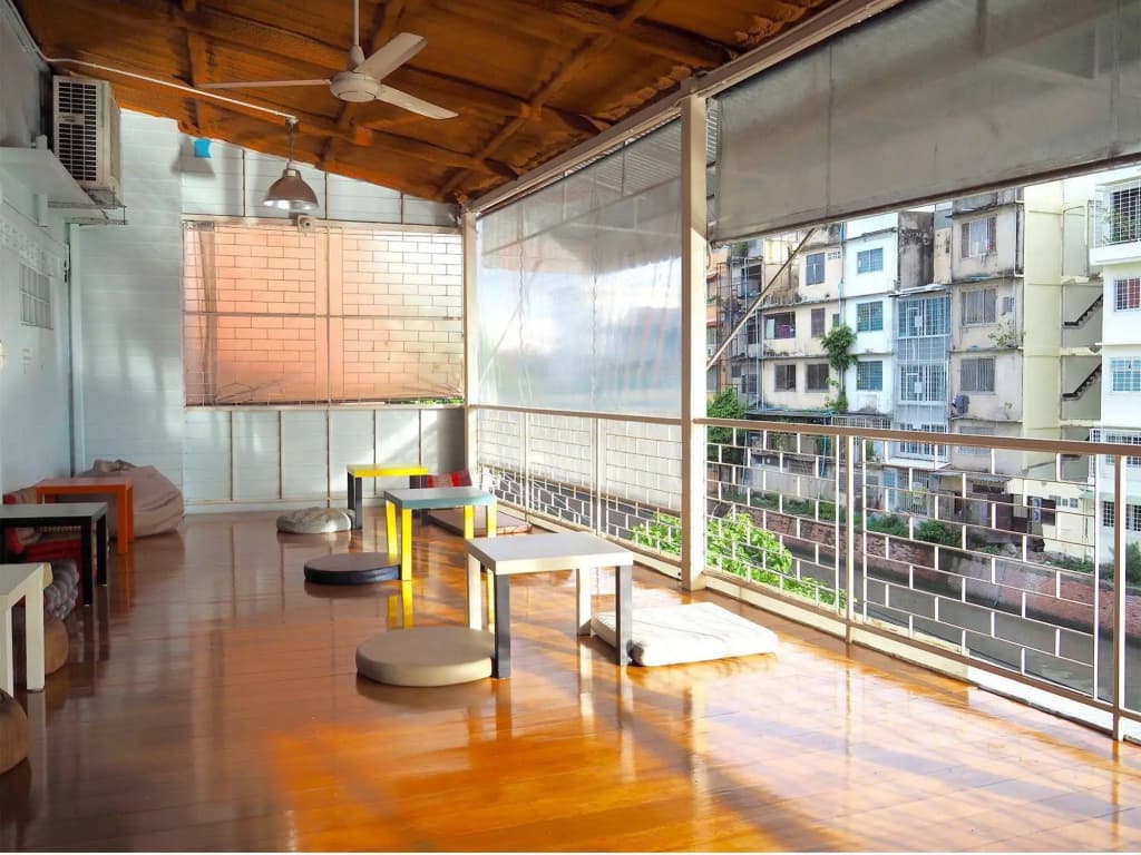 Baan Nampetch Hostel - photo 15