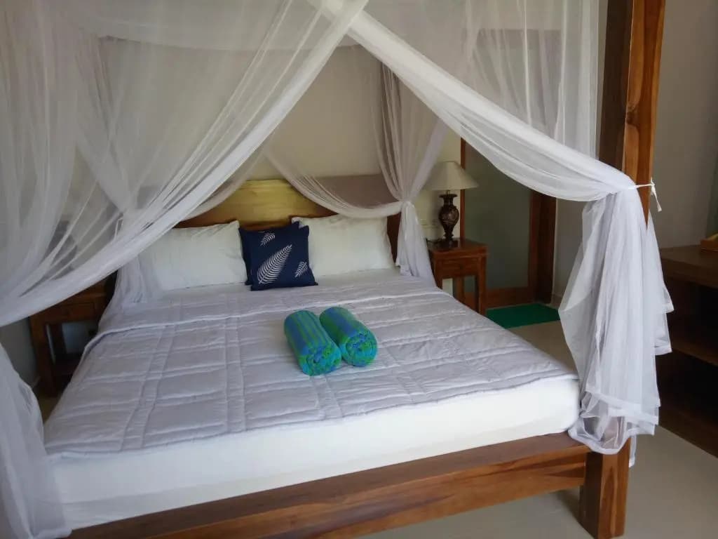 Suryadina Guest House - photo 2